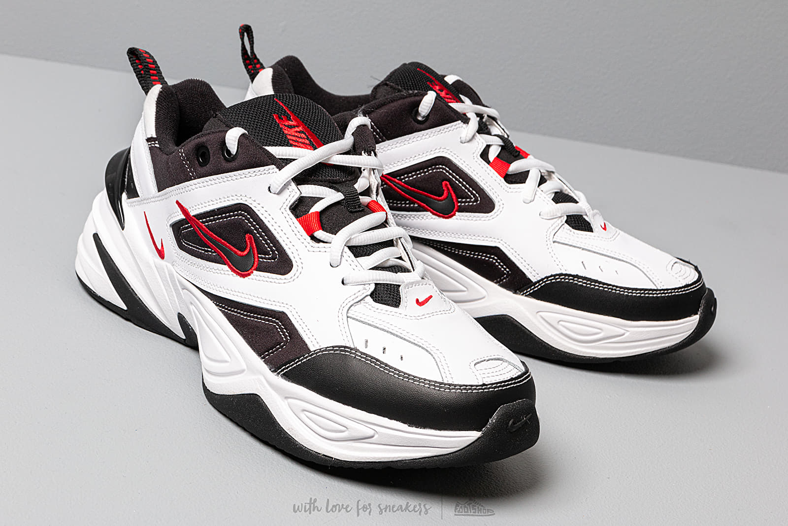 Air m2 2023. Nike m2k Tekno White Red. Nike m2k Tekno White Black Red. Nike Monarch m2k Tekno. Nike Air m2k Tekno.